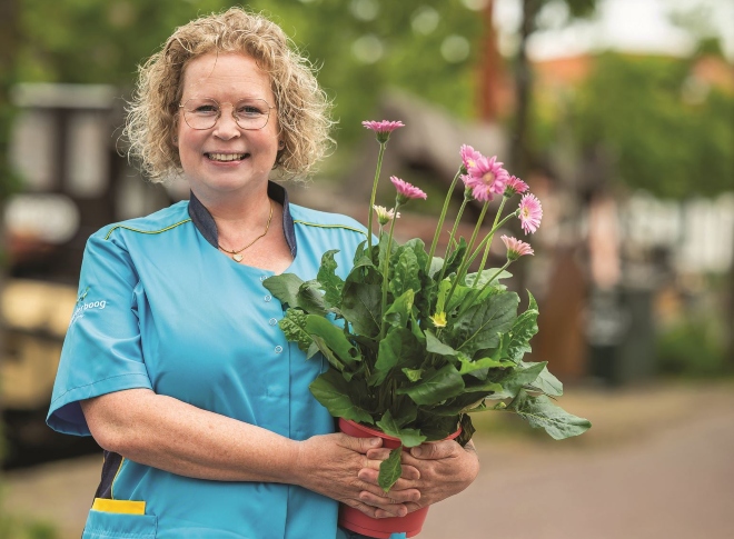 Mantelzorger en verzorgende ig | Onmisbaar op het werk én thuis Daniëlle Trompetter: ‘Collega's springen bij als ik thuis nodig ben'.
